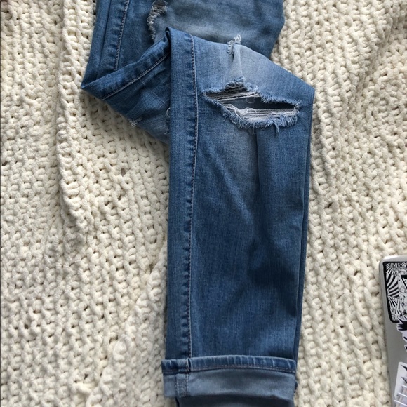 Light blue cropped skinny jean - Picture 2 of 4